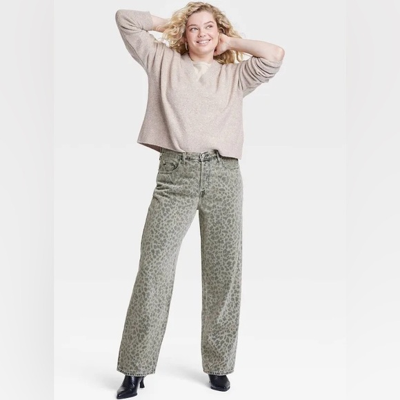 Universal Thread Denim - Universal Thread Women's Mid-Rise 90's Baggy Leopard Print Jeans PlusSz 22 | NWT